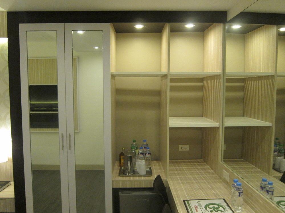 Hotel The Charter House Makati City Zewnętrze zdjęcie