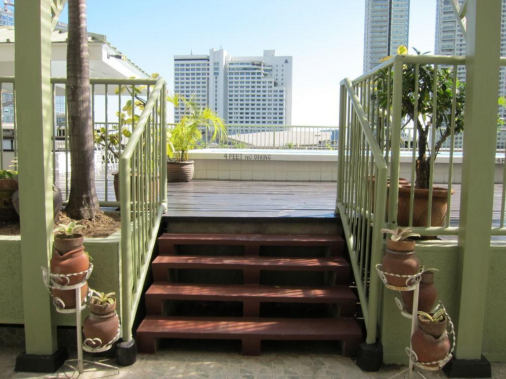 Hotel The Charter House Makati City Zewnętrze zdjęcie