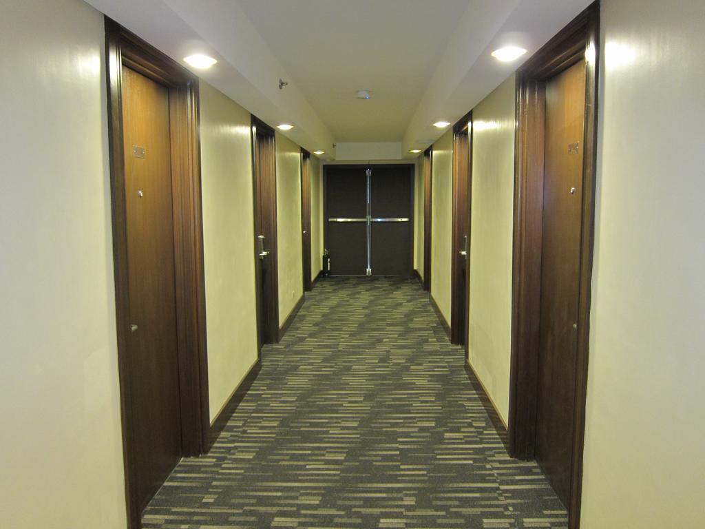 Hotel The Charter House Makati City Zewnętrze zdjęcie